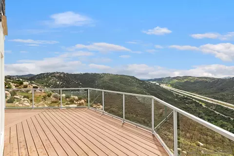 Exterior - 28750 Sandhurst Way, Escondido, CA 92026 photo 10 of 13