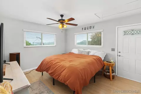 Bedroom - 28750 Sandhurst Way, Escondido, CA 92026 photo 4 of 7