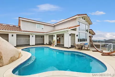 Exterior - 28750 Sandhurst Way, Escondido, CA 92026 photo 7 of 13