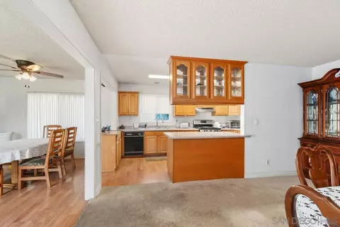 9104 Christiana St, Spring Valley, CA 91977 photo 11