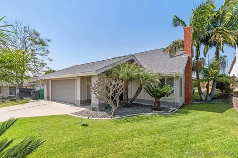 9104 Christiana St, Spring Valley, CA 91977 photo 4