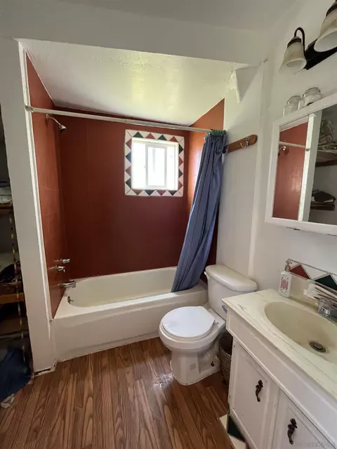 Bath - 22322 Casa De Carol, Ramona, CA 92065 photo 1 of 2