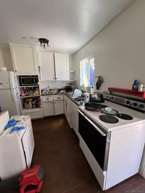 Kitchen - 22322 Casa De Carol, Ramona, CA 92065 photo 1 of 4