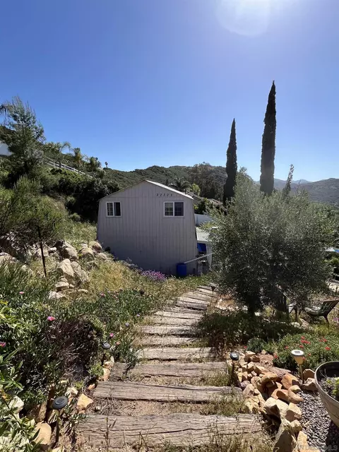 Exterior - 22322 Casa De Carol, Ramona, CA 92065 photo 4 of 11