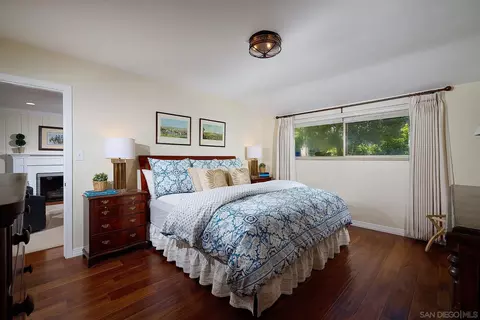 Bedroom - 254 J Ave, Coronado, CA 92118 photo 1 of 3
