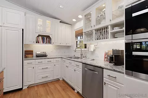 890 Passiflora, Encinitas, CA 92024 photo 14