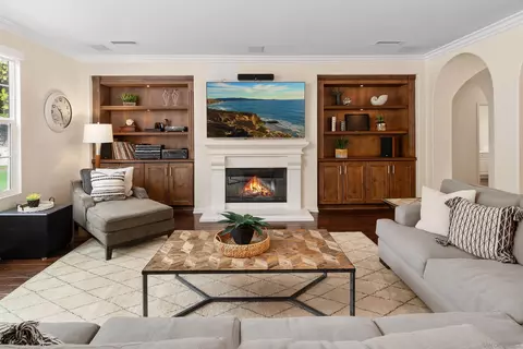 Living - 7558 Circulo Sequoia, Carlsbad, CA 92009 photo 4 of 4