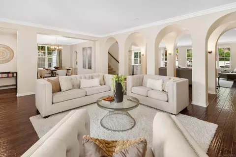 Living - 7558 Circulo Sequoia, Carlsbad, CA 92009 photo 2 of 4