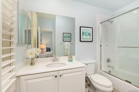 Bath - 7558 Circulo Sequoia, Carlsbad, CA 92009 photo 2 of 5