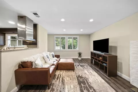 Living - 13221 12 Beechtree St, Lakeside, CA 92040 photo 4 of 4