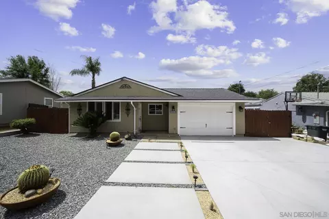 13221 12 Beechtree St, Lakeside, CA 92040