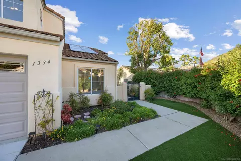 1334 Ward Pl, Escondido, CA 92026 photo 3