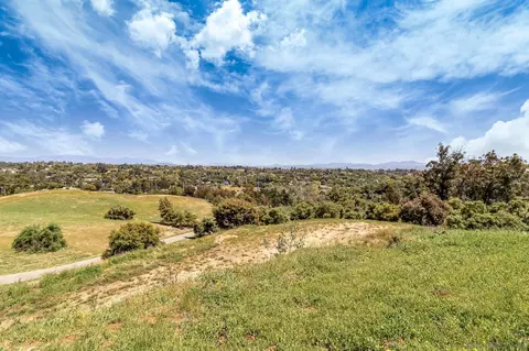 2313 La Tara Ln, Fallbrook, CA 92028 photo 31