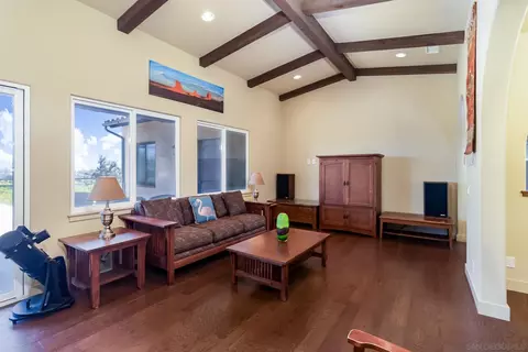 2313 La Tara Ln, Fallbrook, CA 92028 photo 4