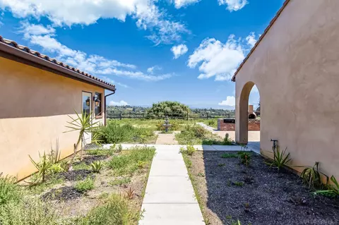 2313 La Tara Ln, Fallbrook, CA 92028 photo 20
