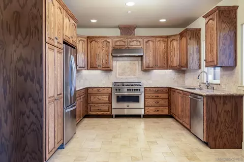 2313 La Tara Ln, Fallbrook, CA 92028 photo 7