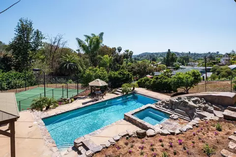 Exterior - 4920 Beaumont Dr, La Mesa, CA 91941 photo 3 of 24