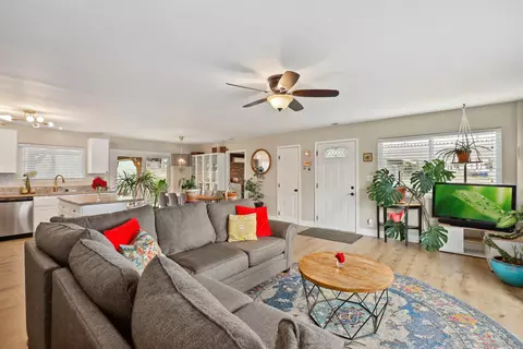 Living - 724 Amigos Rd, Ramona, CA 92065 photo 3 of 3