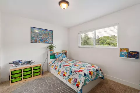 Bedroom - 724 Amigos Rd, Ramona, CA 92065 photo 3 of 4