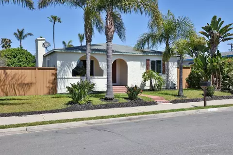 1512 Higgins St, Oceanside, CA 92058