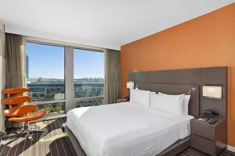 207 5th Ave #1014, San Diego, CA 92101