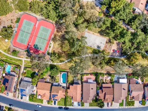 10462 Moorpark St, Spring Valley, CA 91978