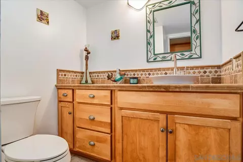 Bath - 10462 Moorpark St, Spring Valley, CA 91978 photo 2 of 3