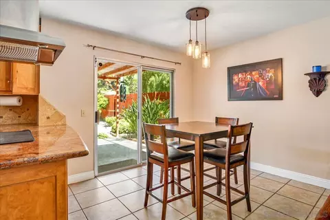 Dining - 10462 Moorpark St, Spring Valley, CA 91978 photo 3 of 3