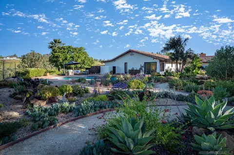 16515 Zumaque, Rancho Santa Fe, CA 92067 photo 38