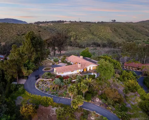 16515 Zumaque, Rancho Santa Fe, CA 92067 photo 2