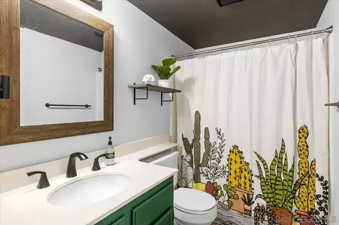 Bath - 2104 Ramada Dr, Oceanside, CA 92056 photo 3 of 3