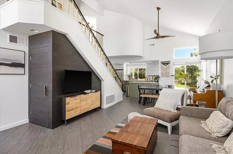 Living - 2104 Ramada Dr, Oceanside, CA 92056 photo 4 of 7