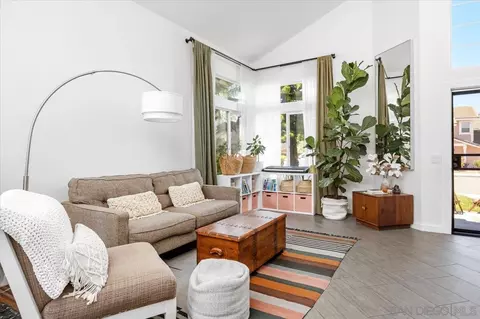 Living - 2104 Ramada Dr, Oceanside, CA 92056 photo 3 of 7