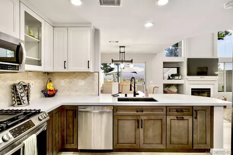 Kitchen - 1241 Natoma Way #C, Oceanside, CA 92057 photo 2 of 3