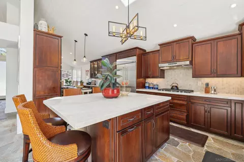 Kitchen - 2225 Coolngreen Way, Encinitas, CA 92024 photo 2 of 9