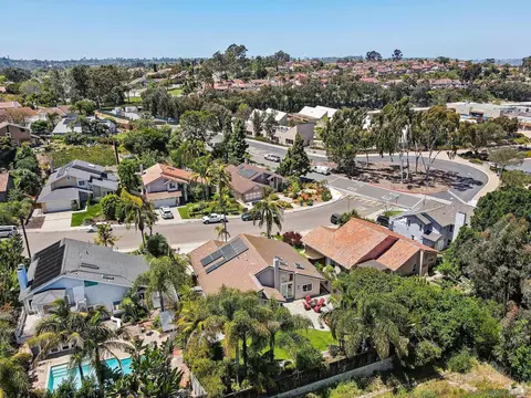 View/Area - 2225 Coolngreen Way, Encinitas, CA 92024 photo 9 of 11