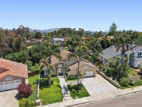View/Area - 2225 Coolngreen Way, Encinitas, CA 92024 photo 1 of 11