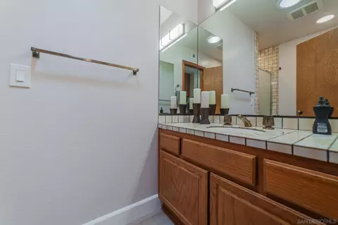 759 Cody Ln, Escondido, CA 92025 photo 14
