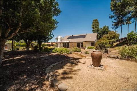 759 Cody Ln, Escondido, CA 92025 photo 48