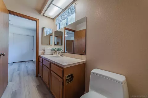 759 Cody Ln, Escondido, CA 92025 photo 22