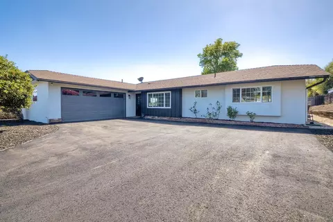 123 Lynmar Ln, Vista, CA 92084
