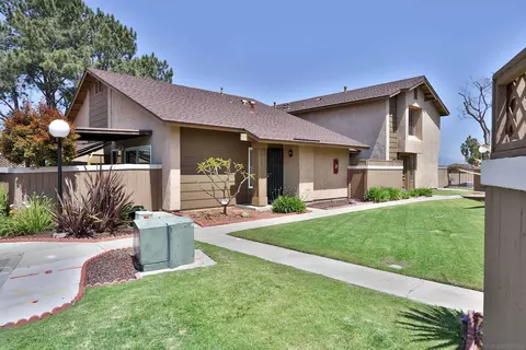 6872 Panamint Row #2, San Diego, CA 92139