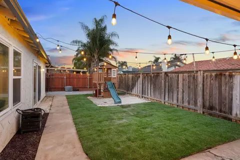 2221 Holly Ave, Escondido, CA 92027 photo 35