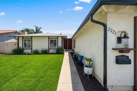 2221 Holly Ave, Escondido, CA 92027 photo 5