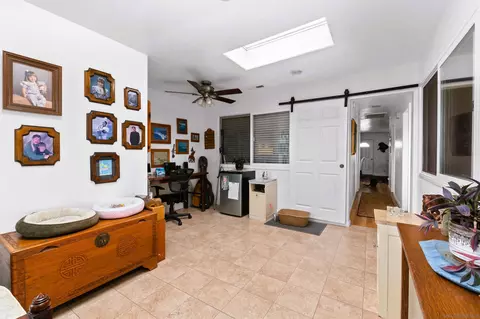 Entry Way - 3644 Mount Vernon Ave, Oceanside, CA 92057 photo 1 of 1