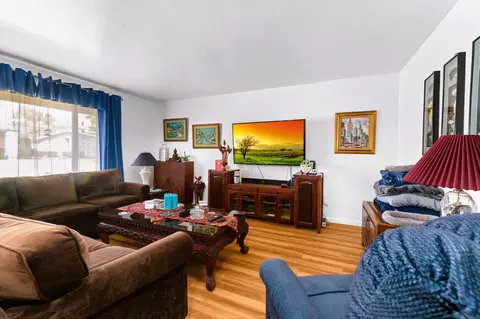 Living - 3644 Mount Vernon Ave, Oceanside, CA 92057 photo 2 of 2