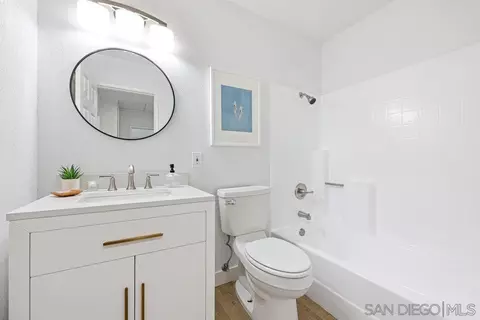 Bath - 1636 Arabian Way, Oceanside, CA 92057 photo 1 of 2