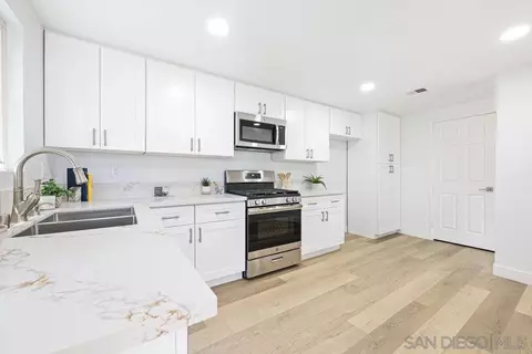 Kitchen - 1636 Arabian Way, Oceanside, CA 92057 photo 2 of 2