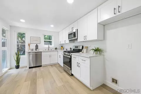 Kitchen - 1636 Arabian Way, Oceanside, CA 92057 photo 1 of 2