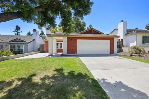 1636 Arabian Way, Oceanside, CA 92057